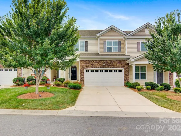 564 Park View Dr, Belmont, NC 28012