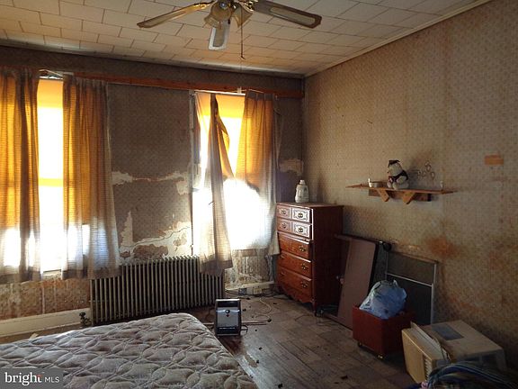 5th image of 806 N Kenwood Ave