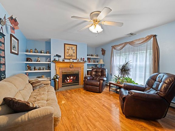 4th image of 43 Maryvale Dr