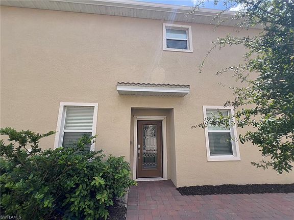 2nd image of 2806 Blossom Way
