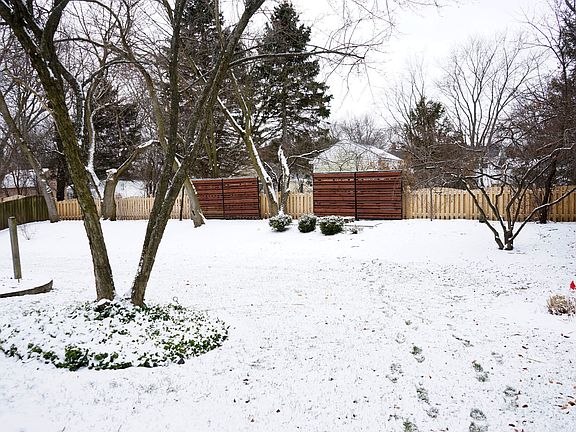 3rd image of 173 Saint Germain Pl