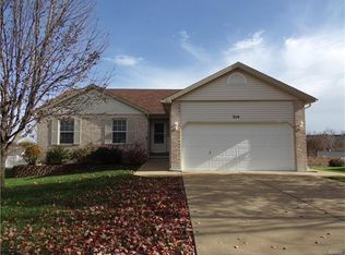 2114 Prairie Glen Dr, Herculaneum, MO 63048
