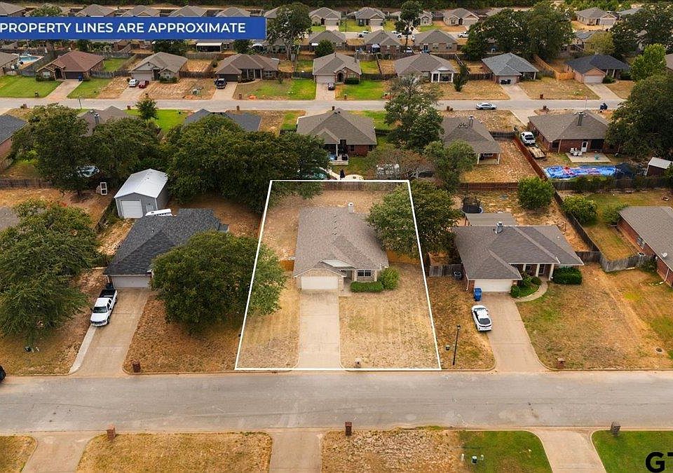 1st image of 386 Molly Ln