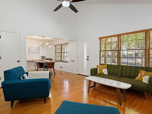 4th image of 8408 Ward Parkway Plz