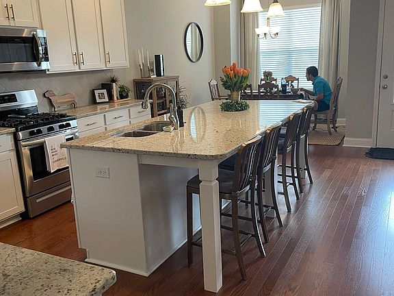 4th image of 3094 Flowing Creek Dr
