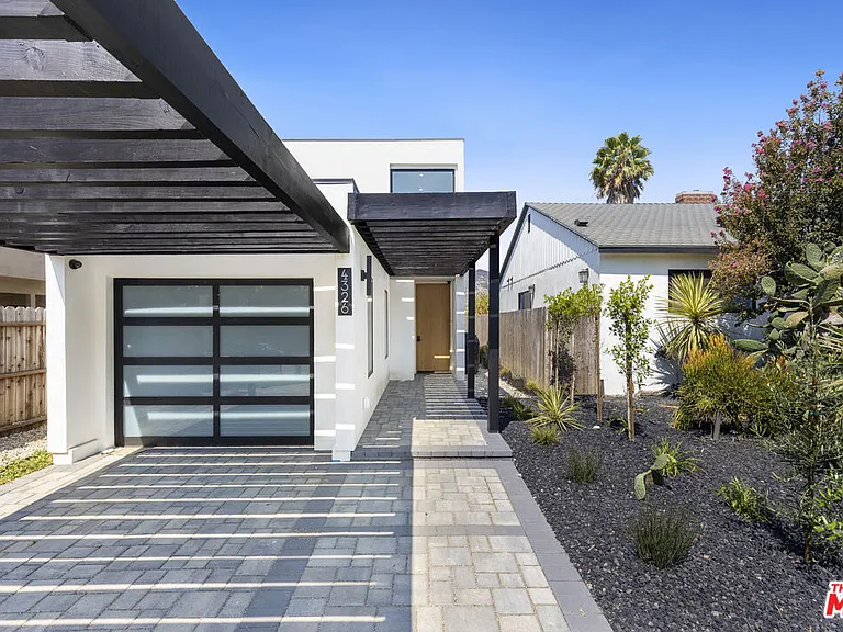 4326 Edenhurst Ave — Photo 3