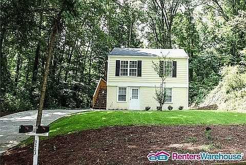 1st image of 3223 Altacrest Dr #B