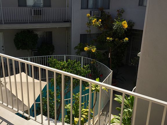 2nd image of 1323 Micheltorena St Unit 0