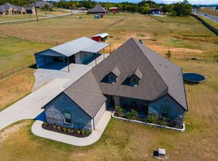 100 Mike Thornton Ct, Weatherford, TX 76088