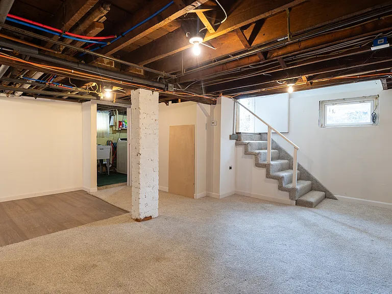 41 Berwick Ln — Photo 33