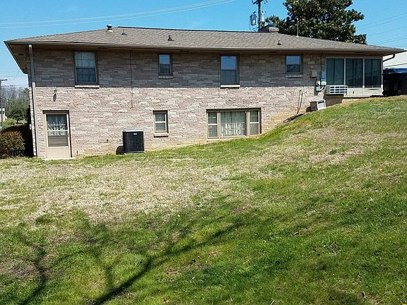 2nd image of 117 Tamworth Dr