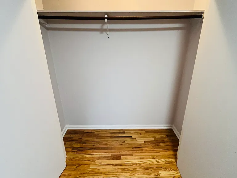101 Hazel St #B7 — Photo 16