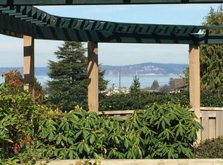 1067 5th Ave S APT 101, Edmonds, WA 98020