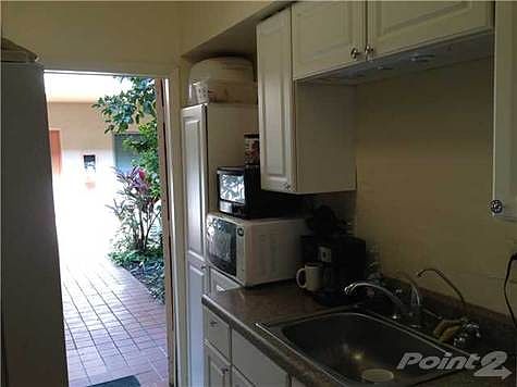 3rd image of 1050 Pennsylvania Ave APT 9