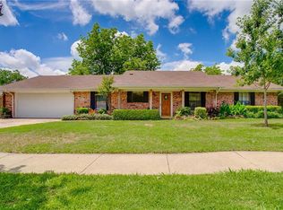 715 Bowie St, Forney, TX