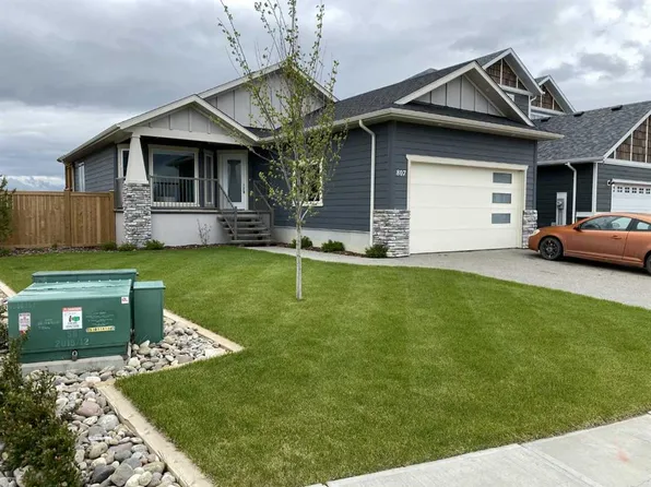 807 Sunset Pl N, Picture Butte, AB T0K 1V0