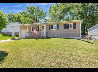 1556 Ville Rosa Ln, Hazelwood, MO 63042