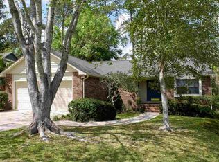 3882 Paddrick Dr, Tallahassee, FL 32309