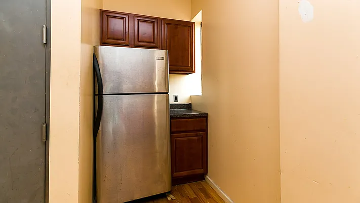 Rented by Nooklyn NYC LLC | media 38