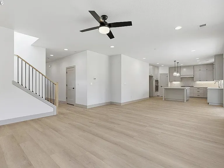 14986 SE Andre Way — Photo 3