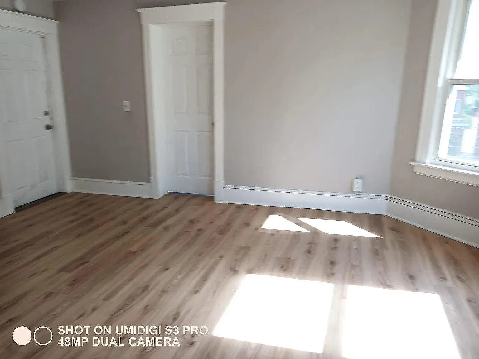 3 bed, 1300 sqft, $1,800 — Photo 3