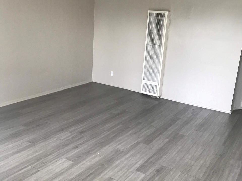 2nd image of 1736 W Ball Rd #9