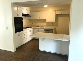 1322 N Placentia Ave, Fullerton, CA 92831