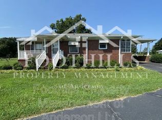 1221 Melton Rd, Liberty, SC 29657