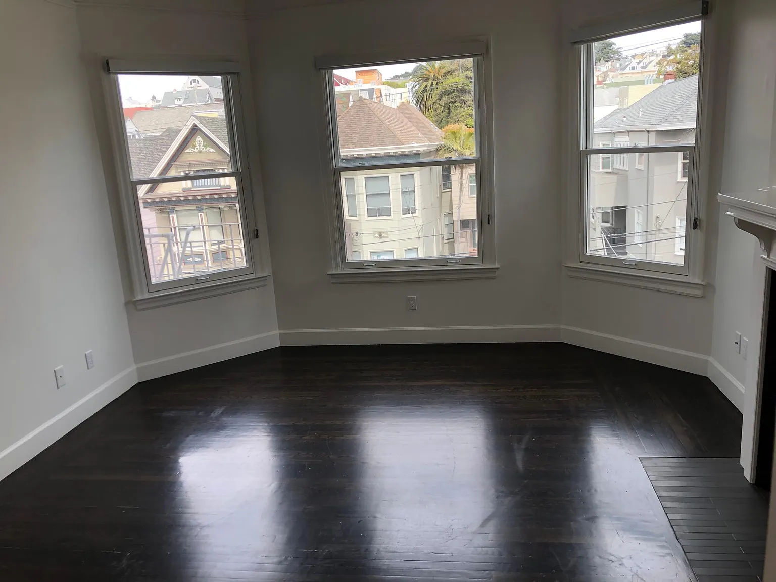 833 Cole St — Photo 2