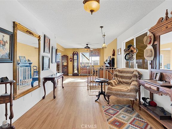 5th image of 31420 Rabbit Springs Ln