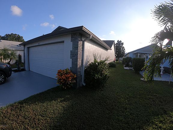 3rd image of 4057 Bayberry Dr
