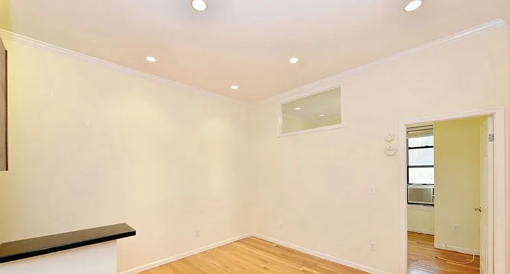 Rented by Bold New York | media 13