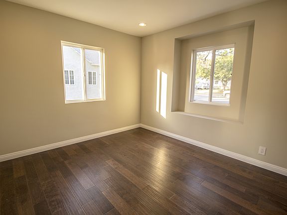 5th image of 425 N Brighton St