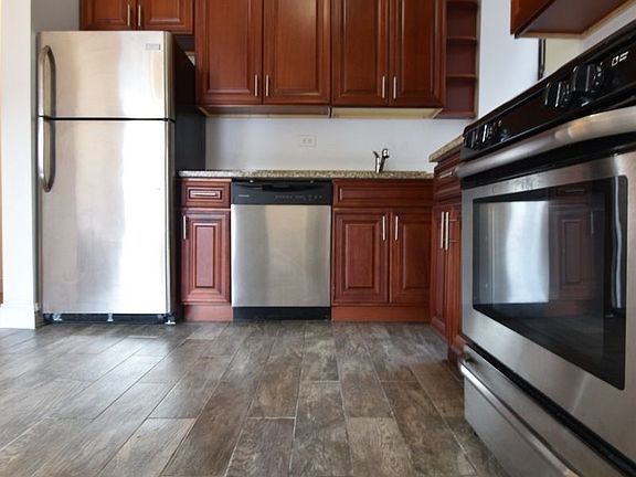 3rd image of 940 Amsterdam Ave APT 12