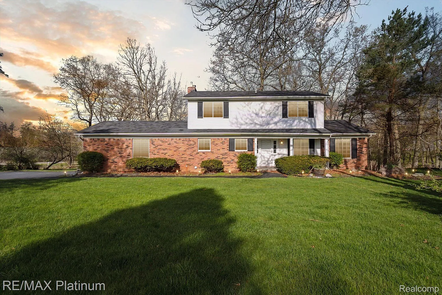 4253 Elderberry Dr photo 1