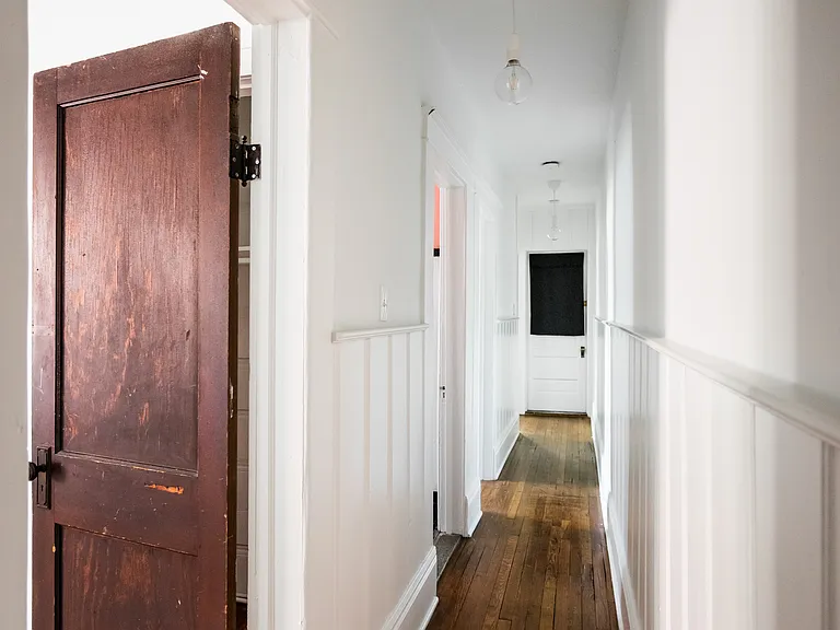 364 W Grand Blvd #1 — Photo 18