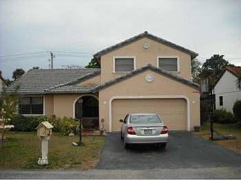 1st image of 15460 Derby Ct