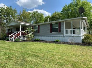 12121 Old Albion Rd, Girard, PA 16417