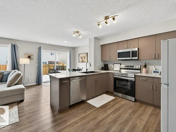2037 Westerra Loop, Stony Plain, AB T7Z 0H8
