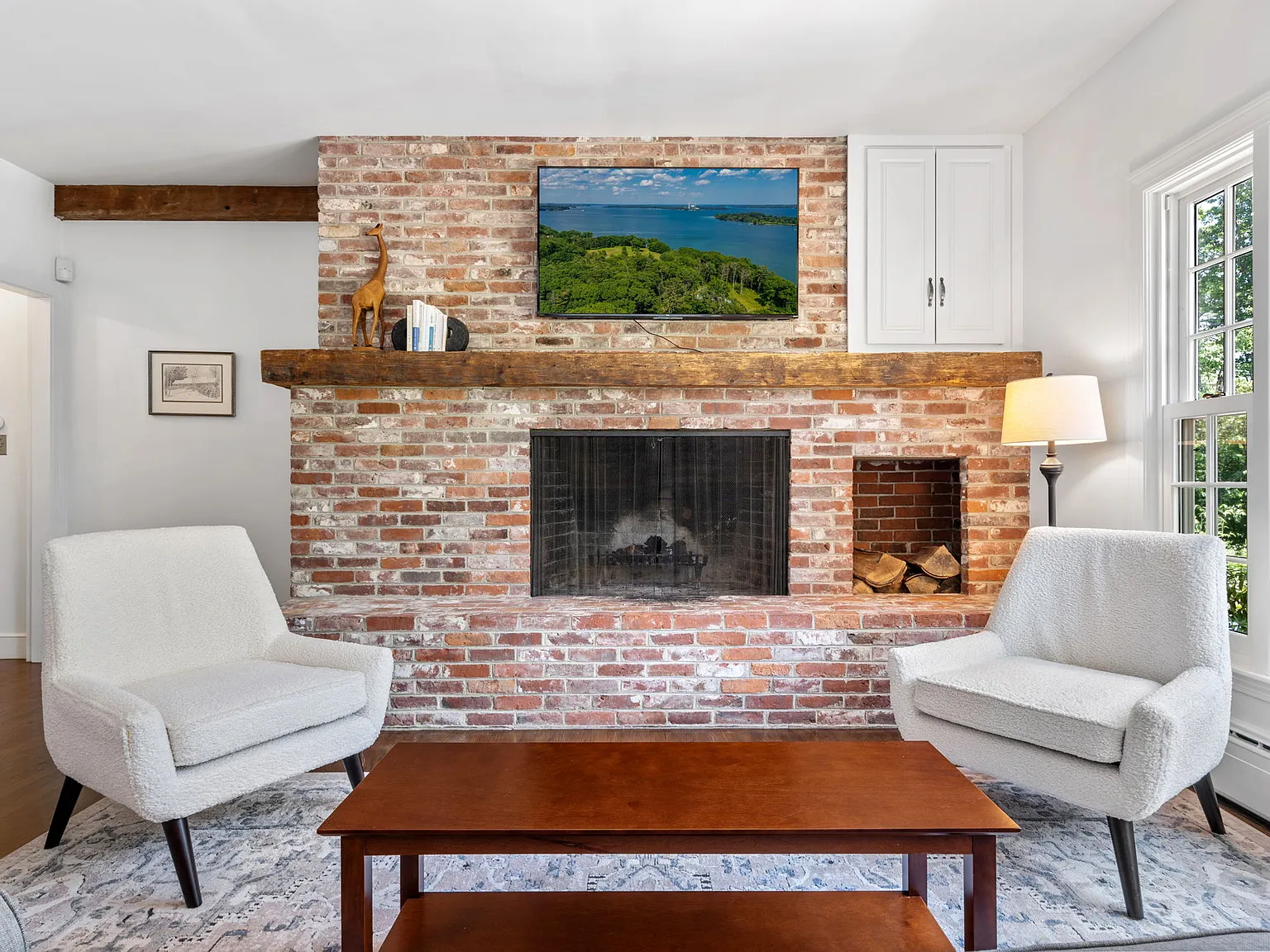 10 Spruce Ln — Photo 2