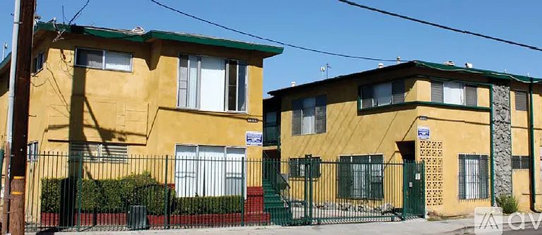 1935 Obama Blvd #3 — Photo 1