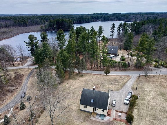4th image of 699 Martins Pond Rd