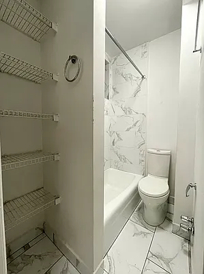 Rented by J PRESTON AND ASSOCIATES INC | media 13