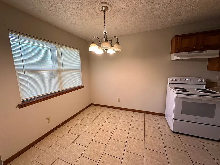 1401-1403 4229th #1407-1409-1415 — Photo 11