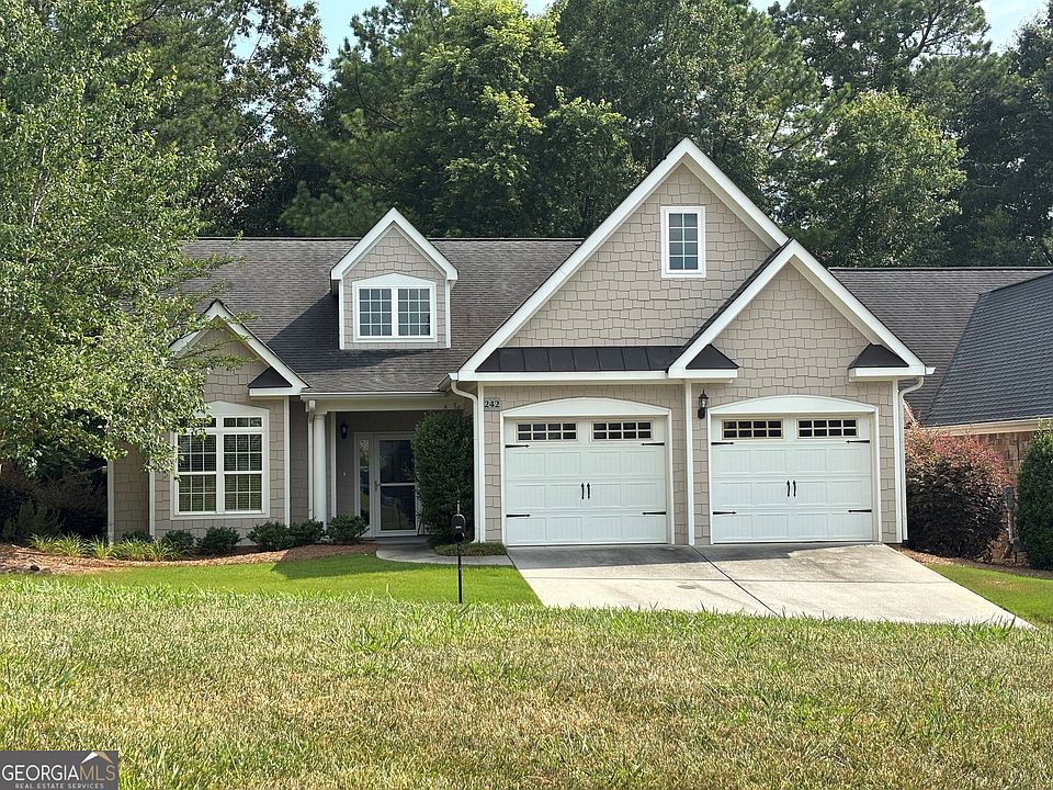 1st image of 242 Maplecrest Ln SE