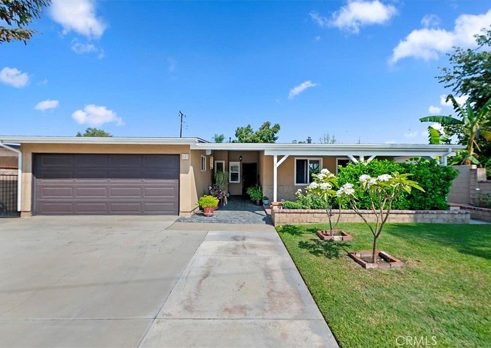 1st image of 927 Le Borgne Ave