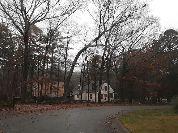 4th image of 1110 Peggy McMillan Dr