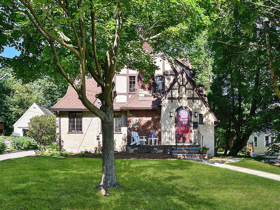 2nd image of 53 Stratford Rd