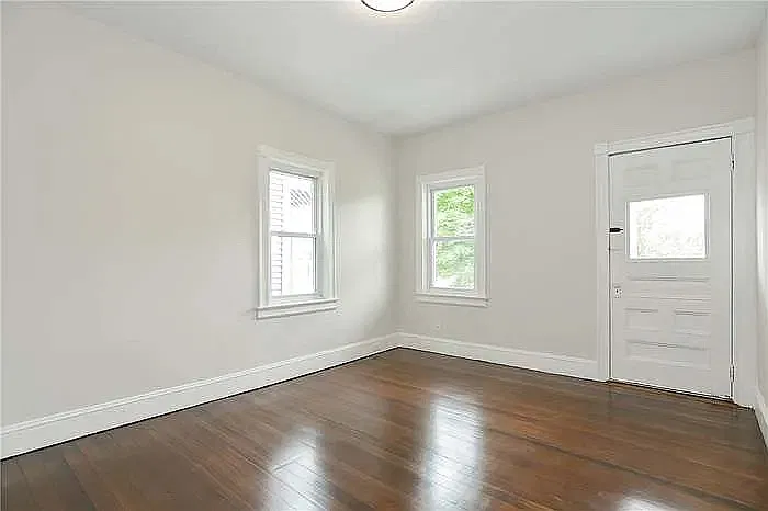 2 bed, 900 sqft, $1,100 — Photo 4