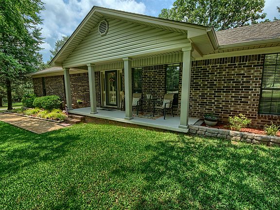 4th image of 631 Cagle Rock Cir